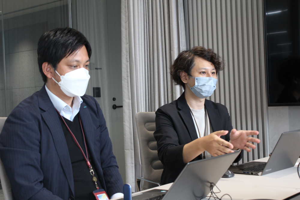 株式会社JSOL　（左から）藤田氏、秋本氏