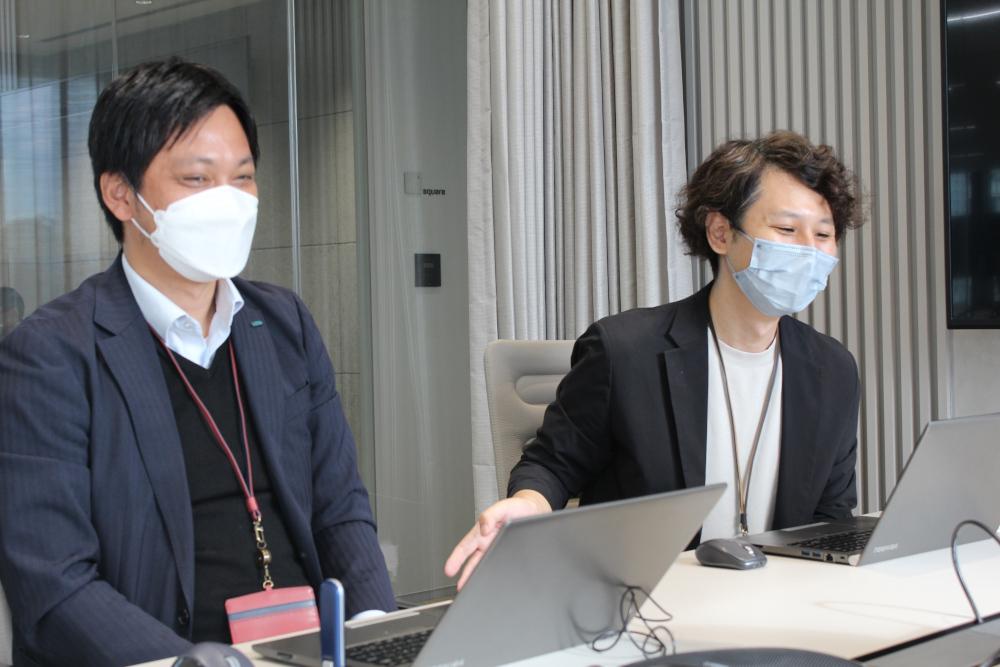 株式会社JSOL　（左から）藤田氏、秋本氏